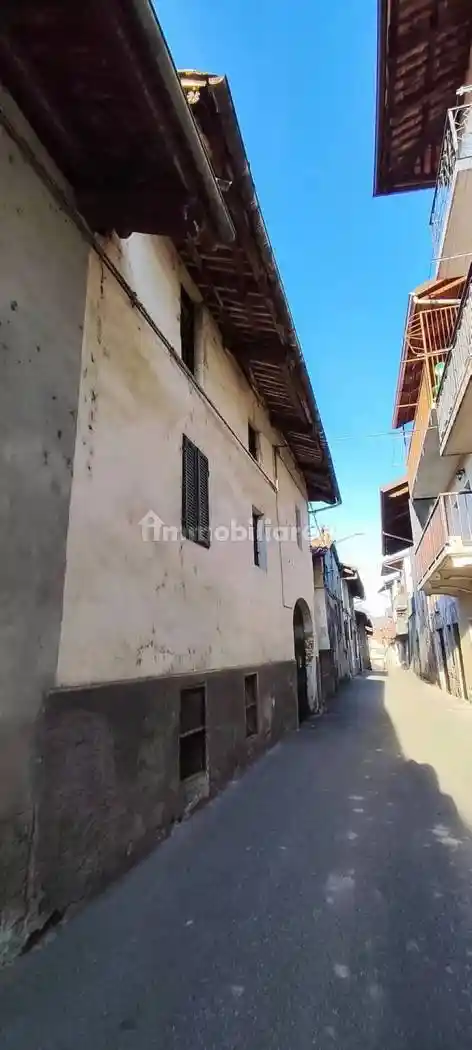 Villa in vendita a Palazzo Canavese