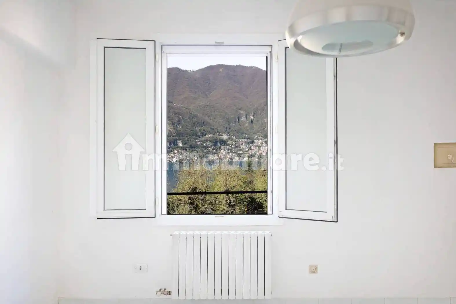 Appartamento in vendita a Blevio