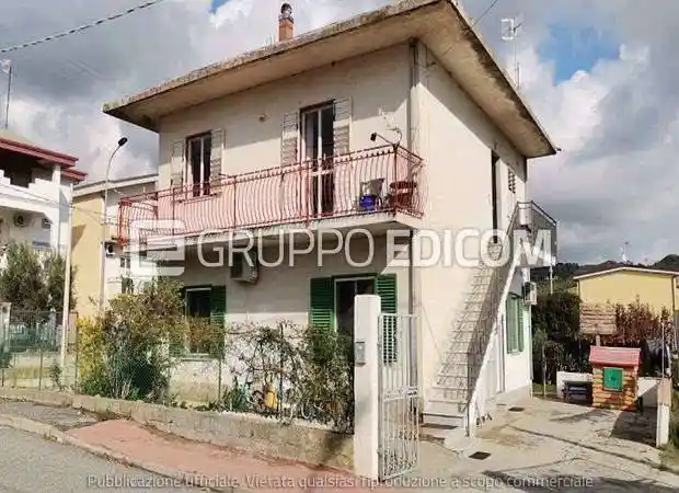 Appartamento in vendita a Sellia Marina