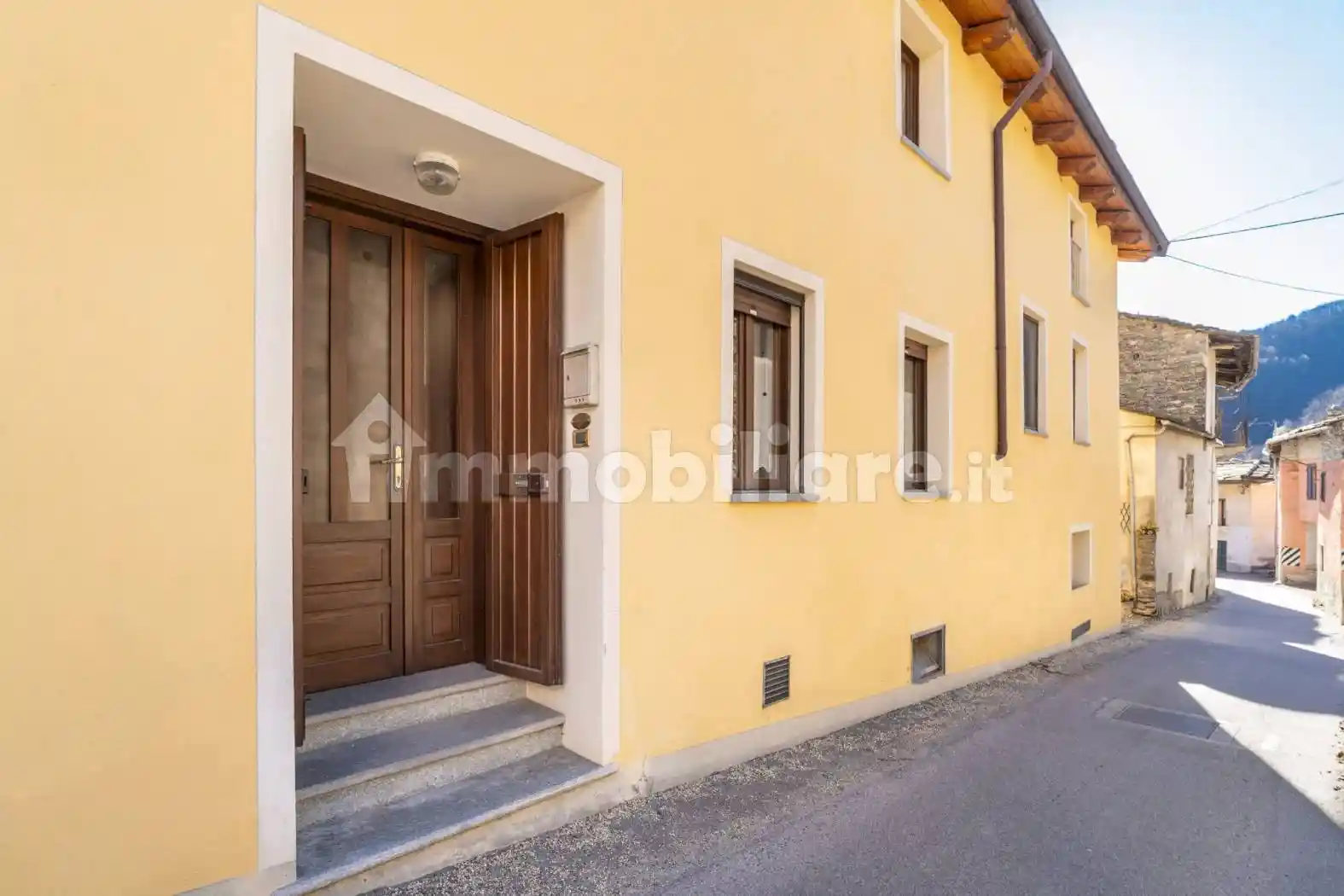 Casa indipendente in vendita a Paesana