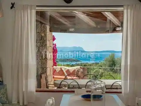 Villa in vendita a Arzachena