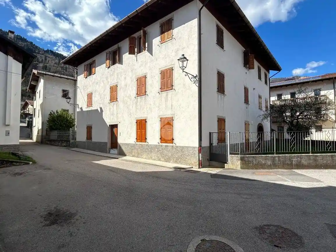 Appartamento in vendita a Sutrio