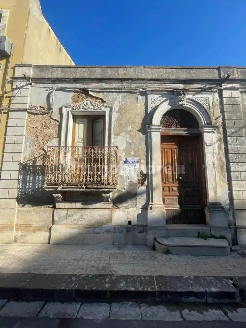 Villa in vendita a Floridia