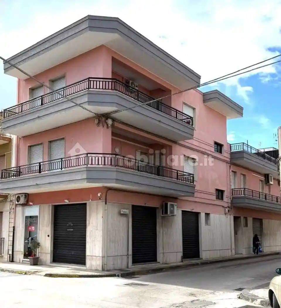 Villa in vendita a Floridia