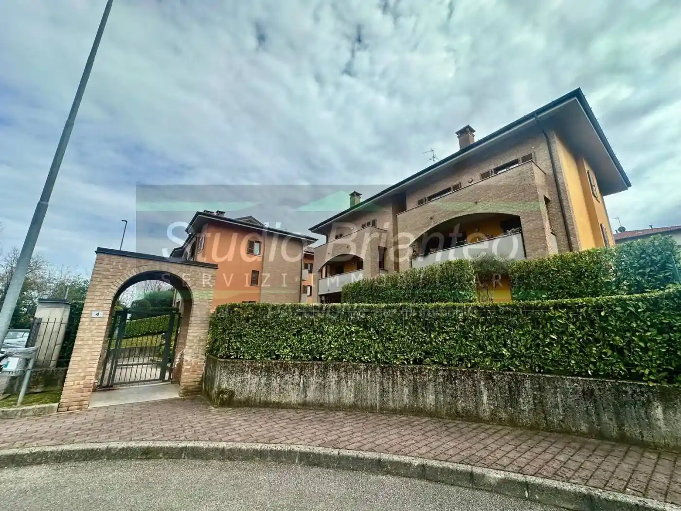 Appartamento in affitto a Carate Brianza