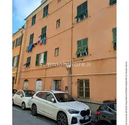Appartamento in vendita a Genova