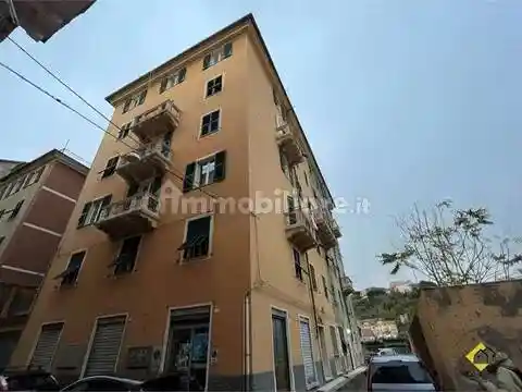 Appartamento in vendita a Genova