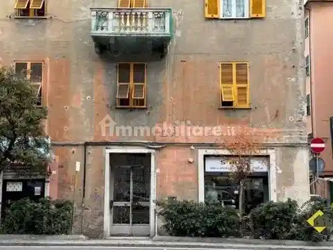 Appartamento in vendita a Genova