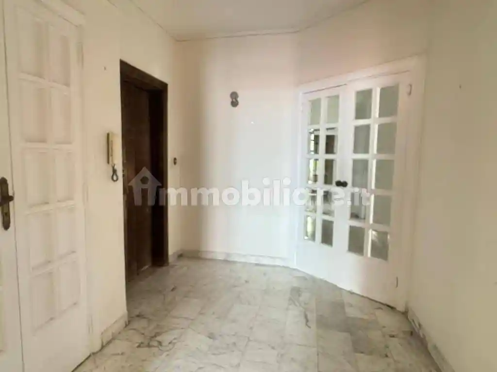 Appartamento in affitto a Napoli