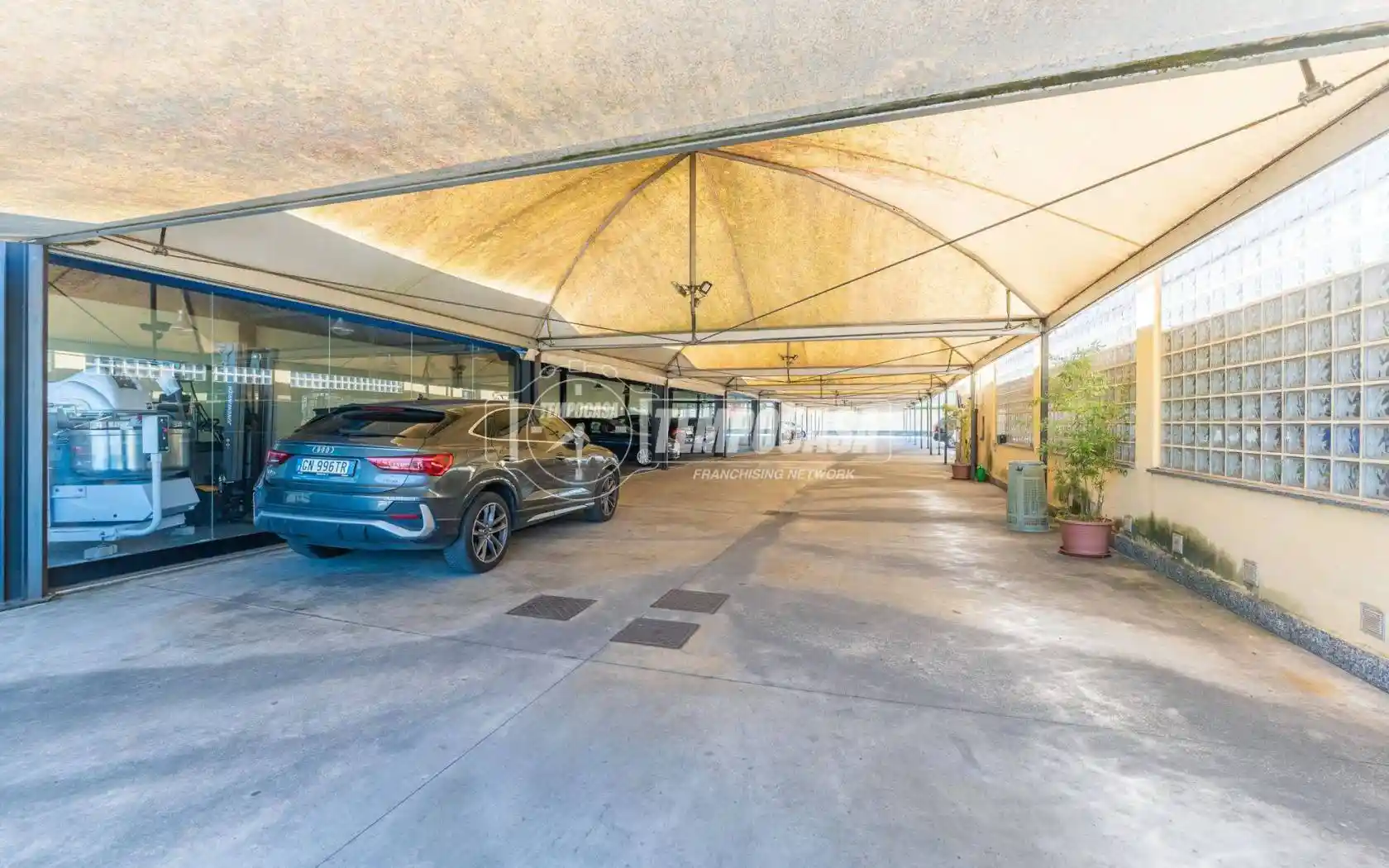 Palazzo - Edificio in vendita a Cusago