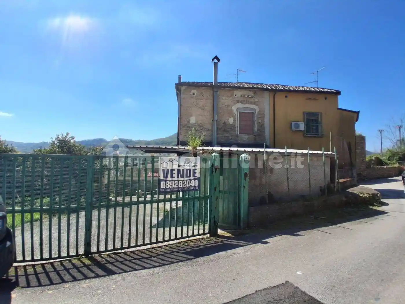 Rustico - Casale in vendita a Salerno