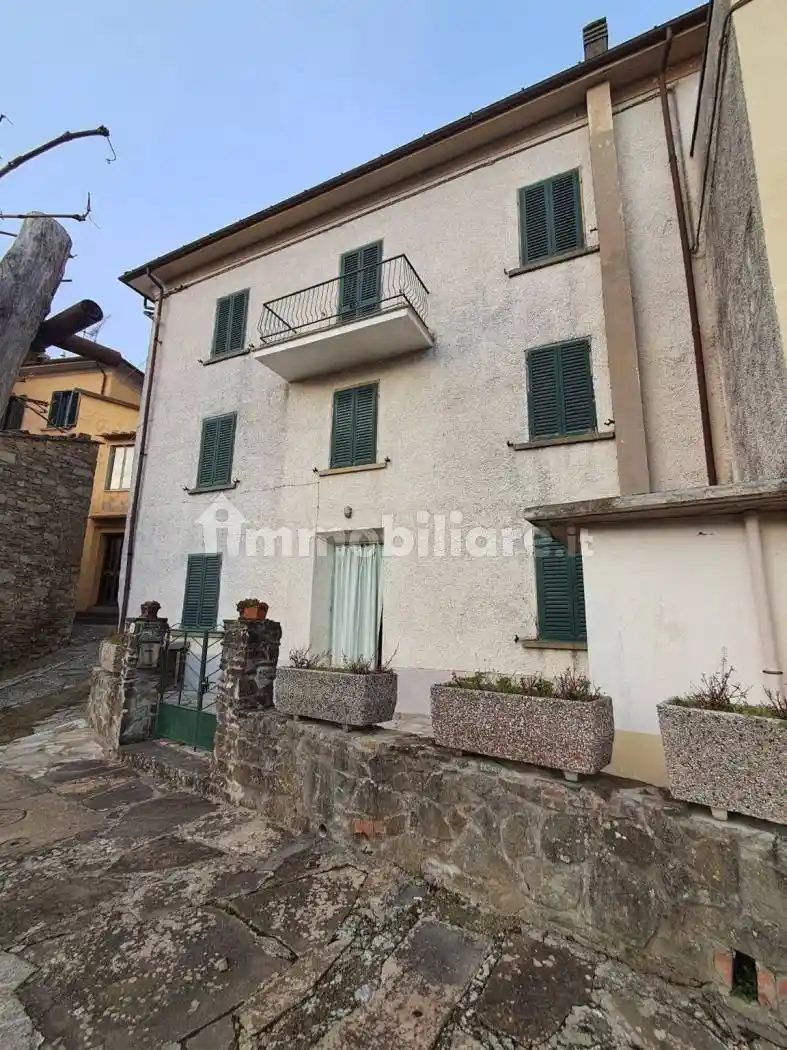 Casa indipendente in vendita a Cantagallo