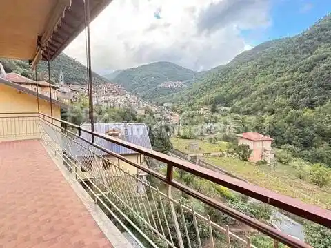 Appartamento in vendita a Pigna