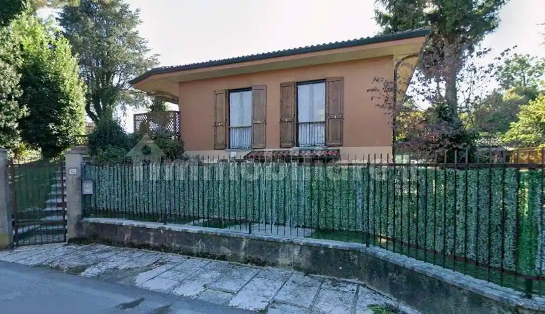 Villa in vendita a Annone di Brianza