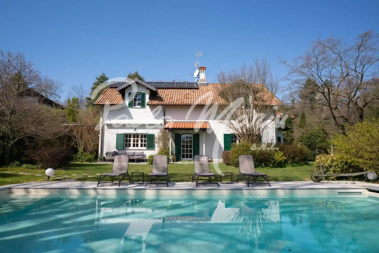 Villa in vendita a Montorfano