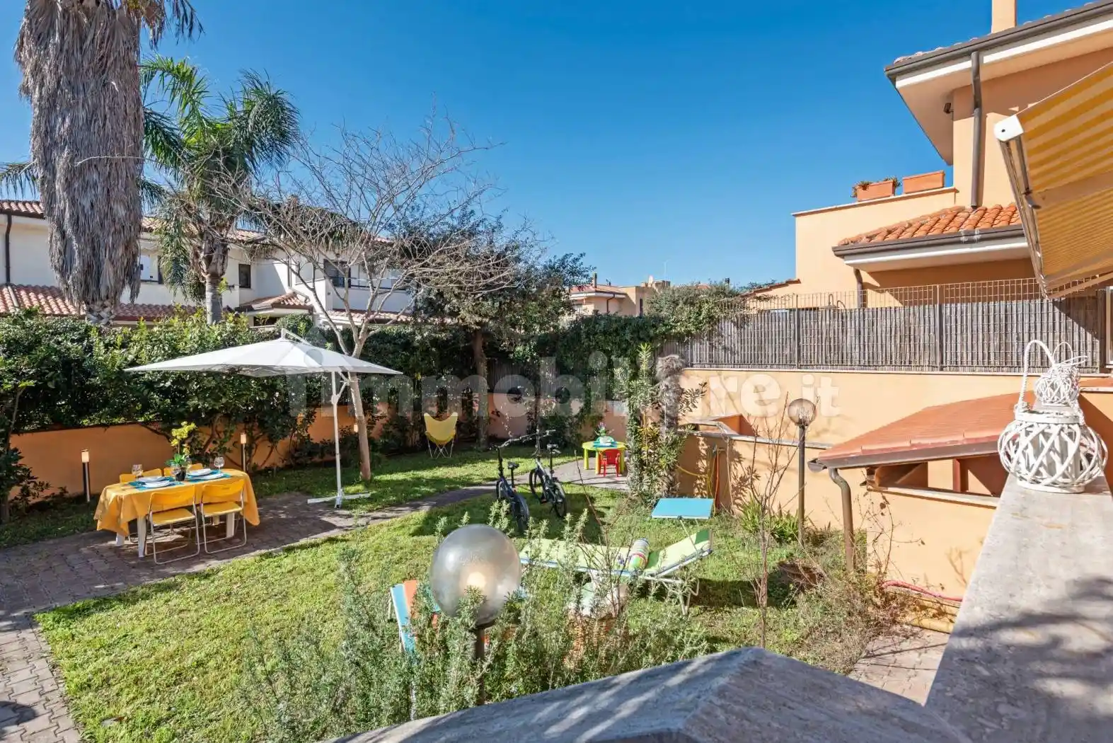 Villa in vendita a Fiumicino