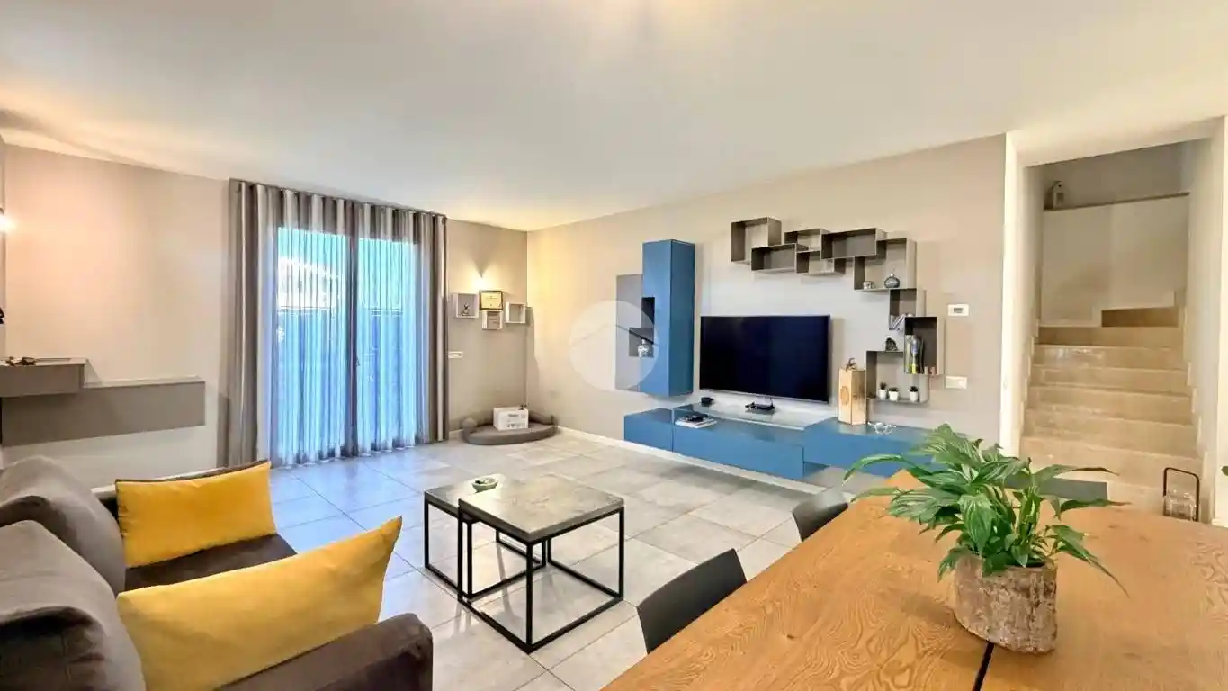 Villa in vendita a Brandico
