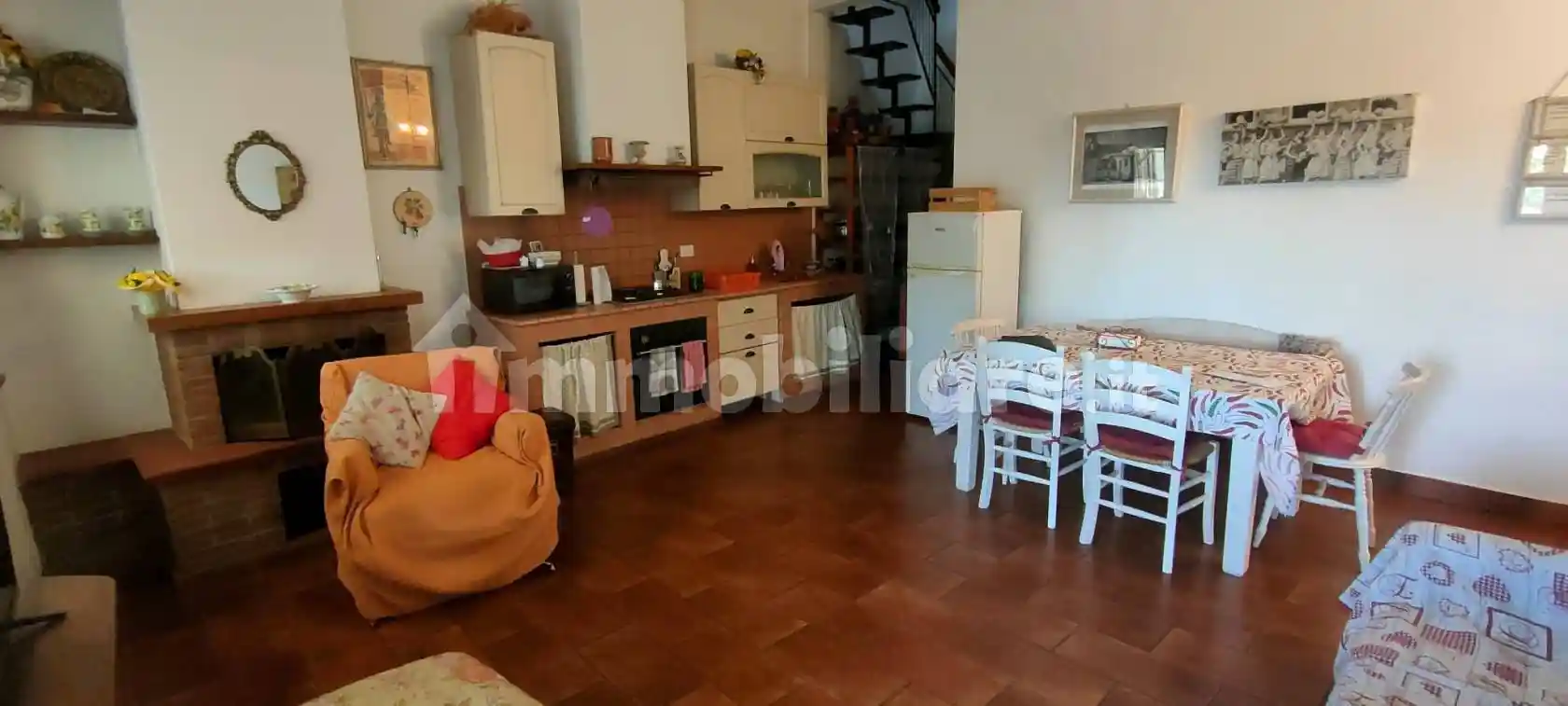 Appartamento in vendita a Viareggio