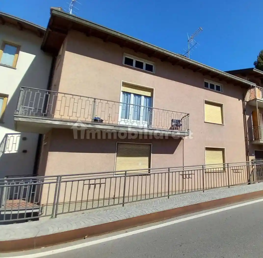 Appartamento in vendita a Rovetta