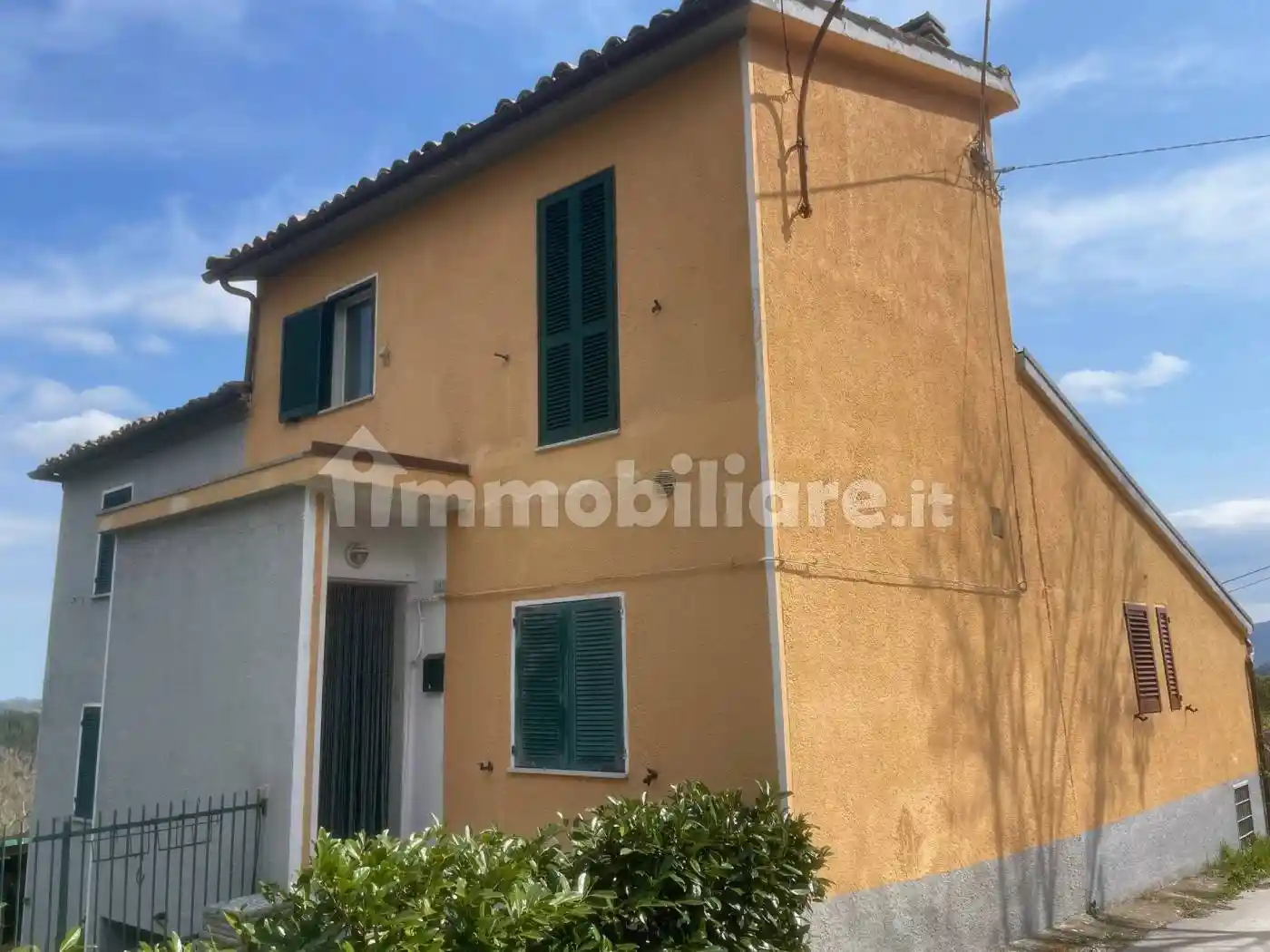 Casa indipendente in vendita a Sassoferrato