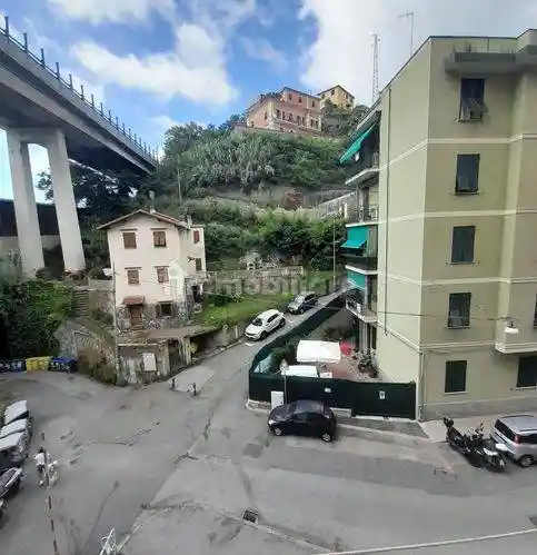 Appartamento in vendita a Genova