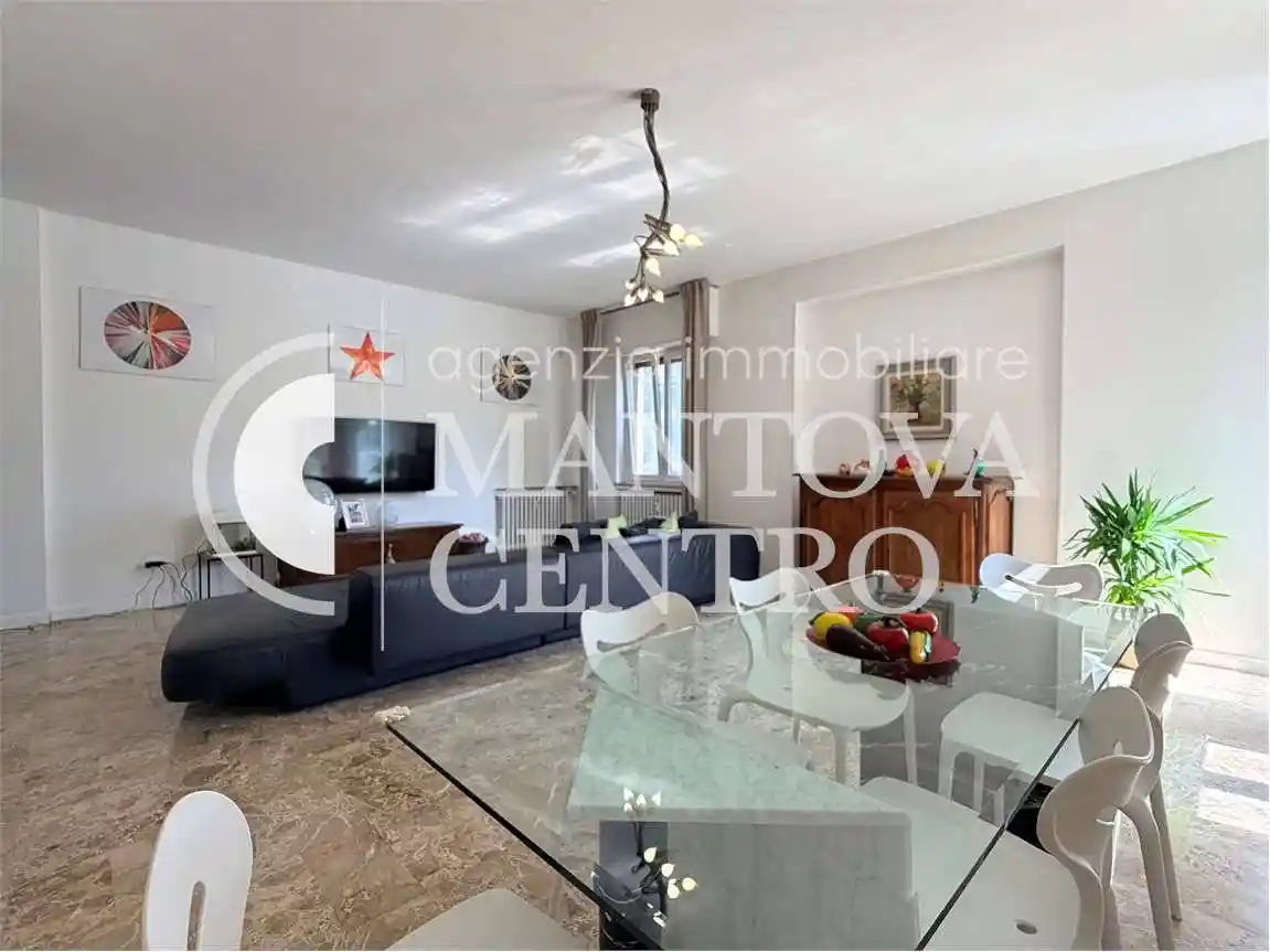 Appartamento in vendita a Mantova
