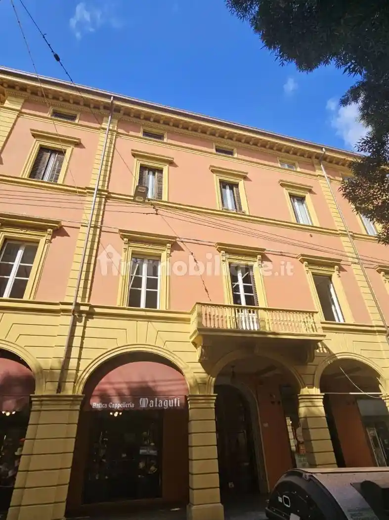 Appartamento in affitto a Bologna