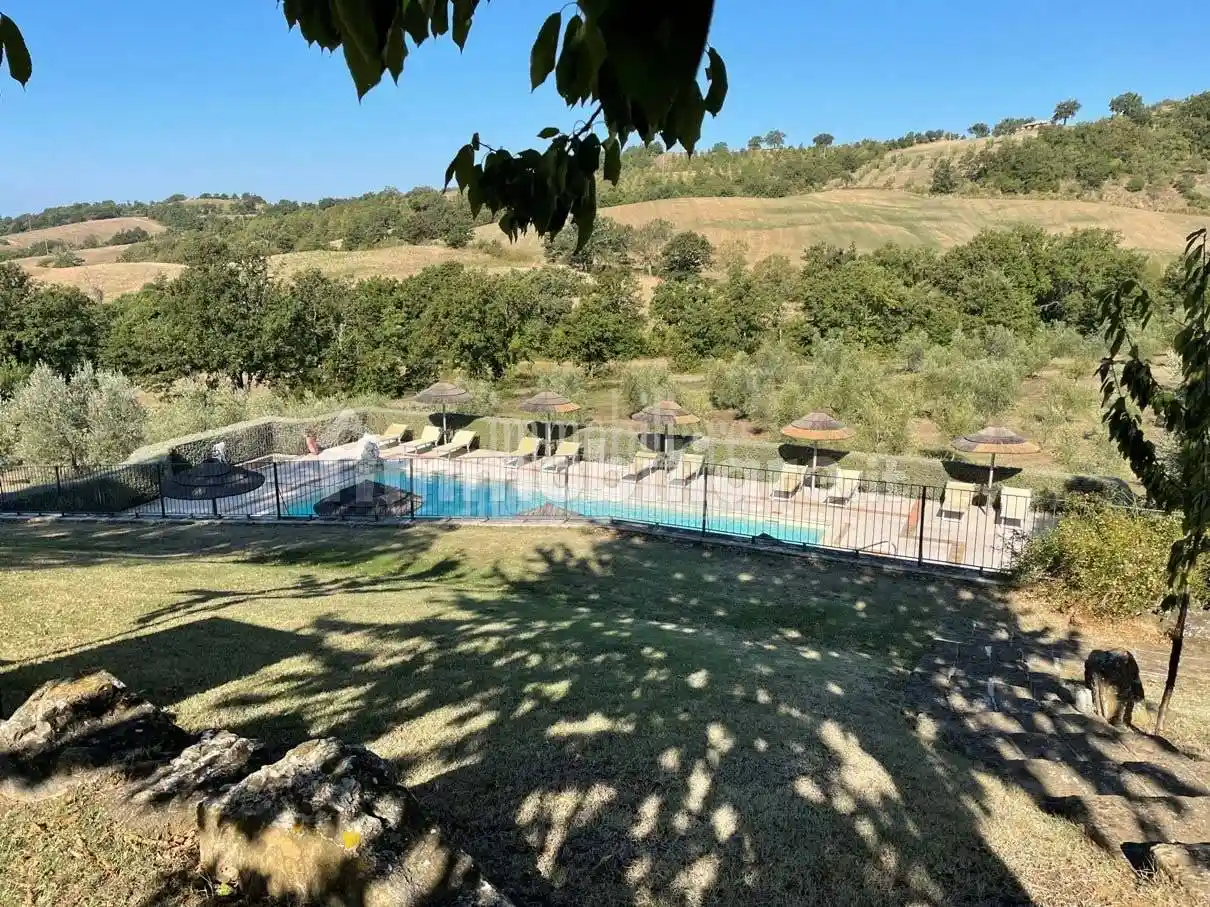 Rustico - Casale in vendita a Semproniano