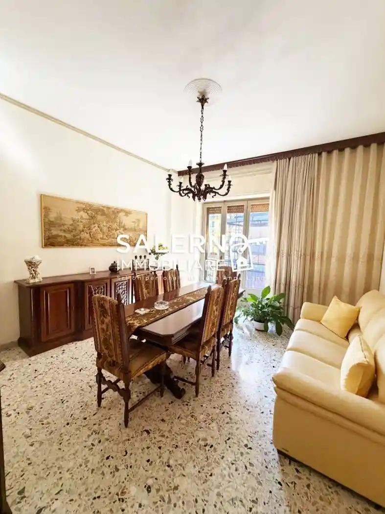 Appartamento in vendita a Salerno