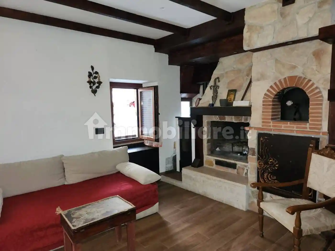 Appartamento in vendita a Poli