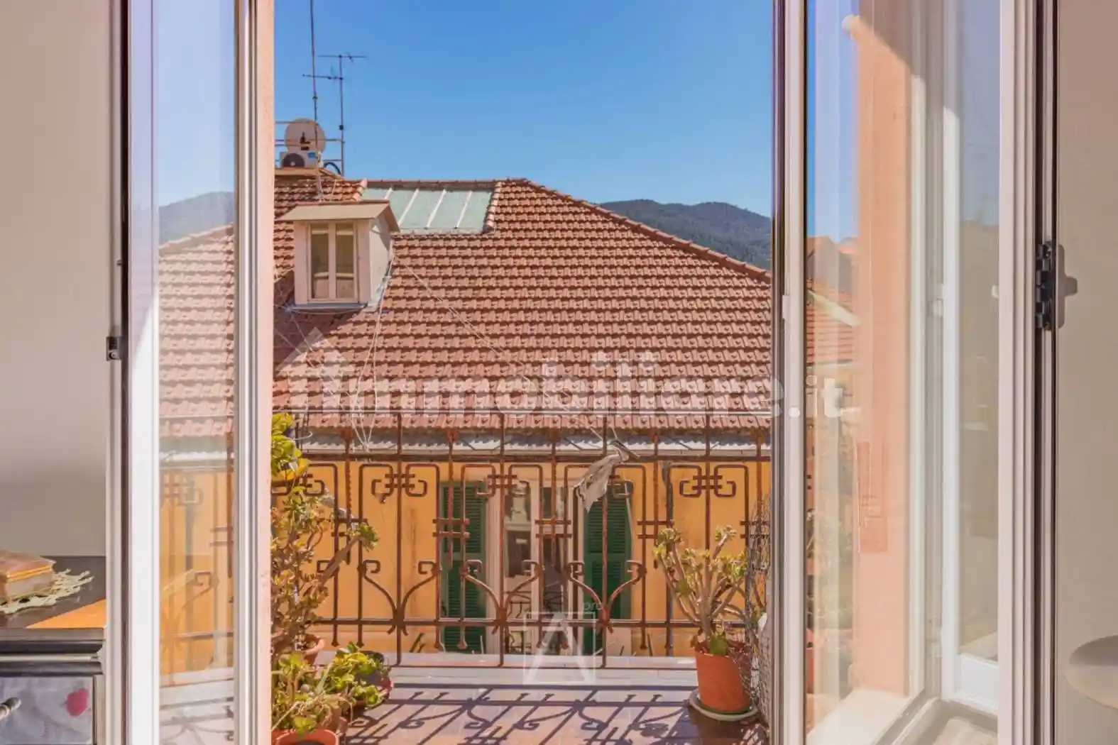 Appartamento in vendita a Vado Ligure