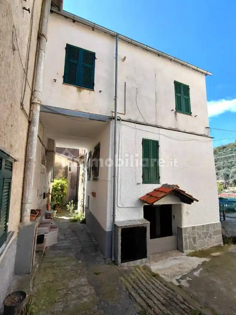 Appartamento in vendita a Imperia