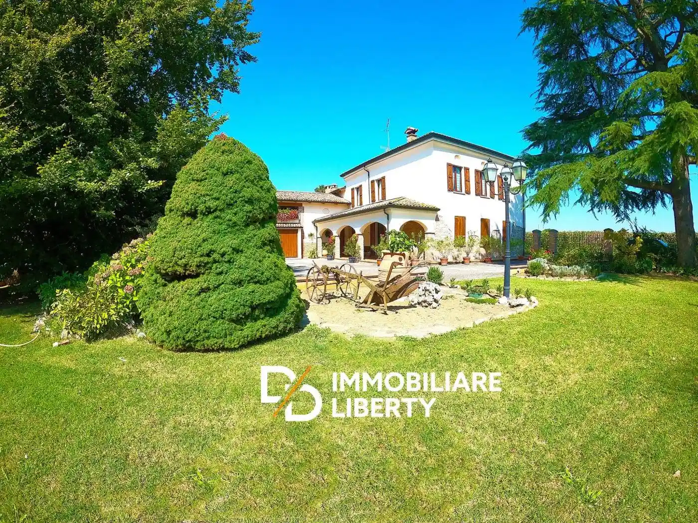 Villa in vendita a Fidenza