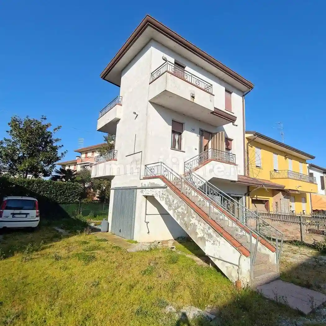 Casa indipendente - foto 2