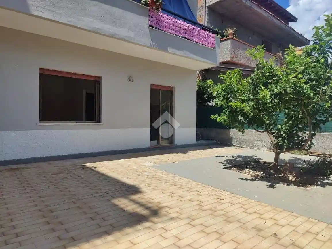 Appartamento in vendita a Giardini-Naxos