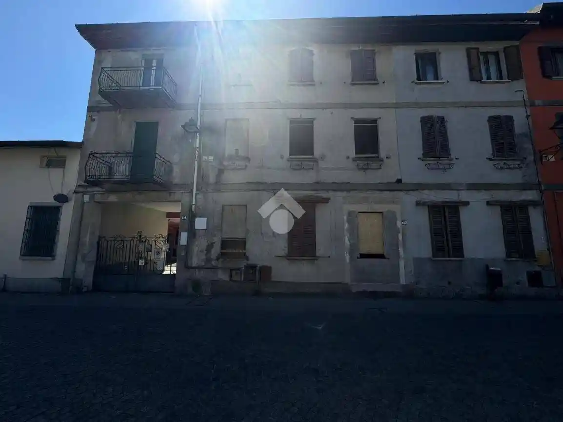 Appartamento in vendita a Lazzate