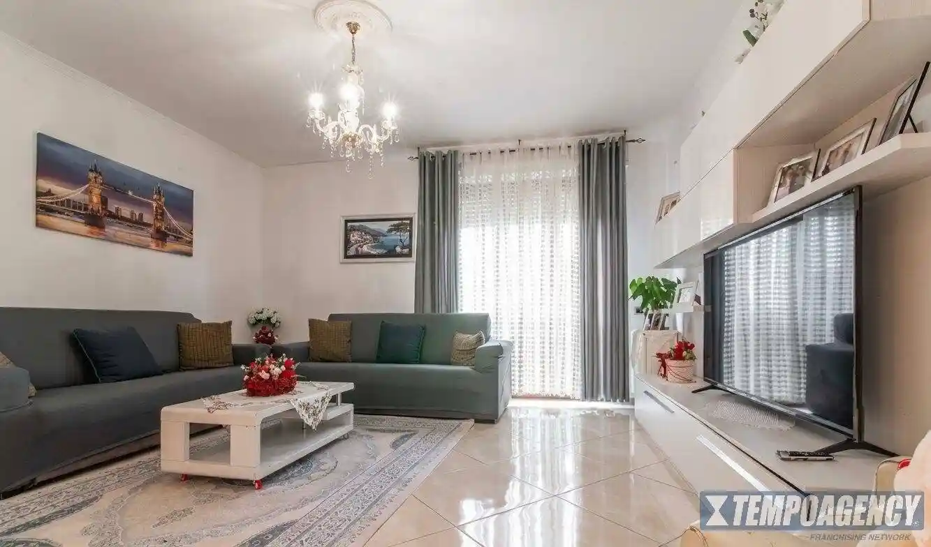 Appartamento in vendita a Garbagnate Milanese