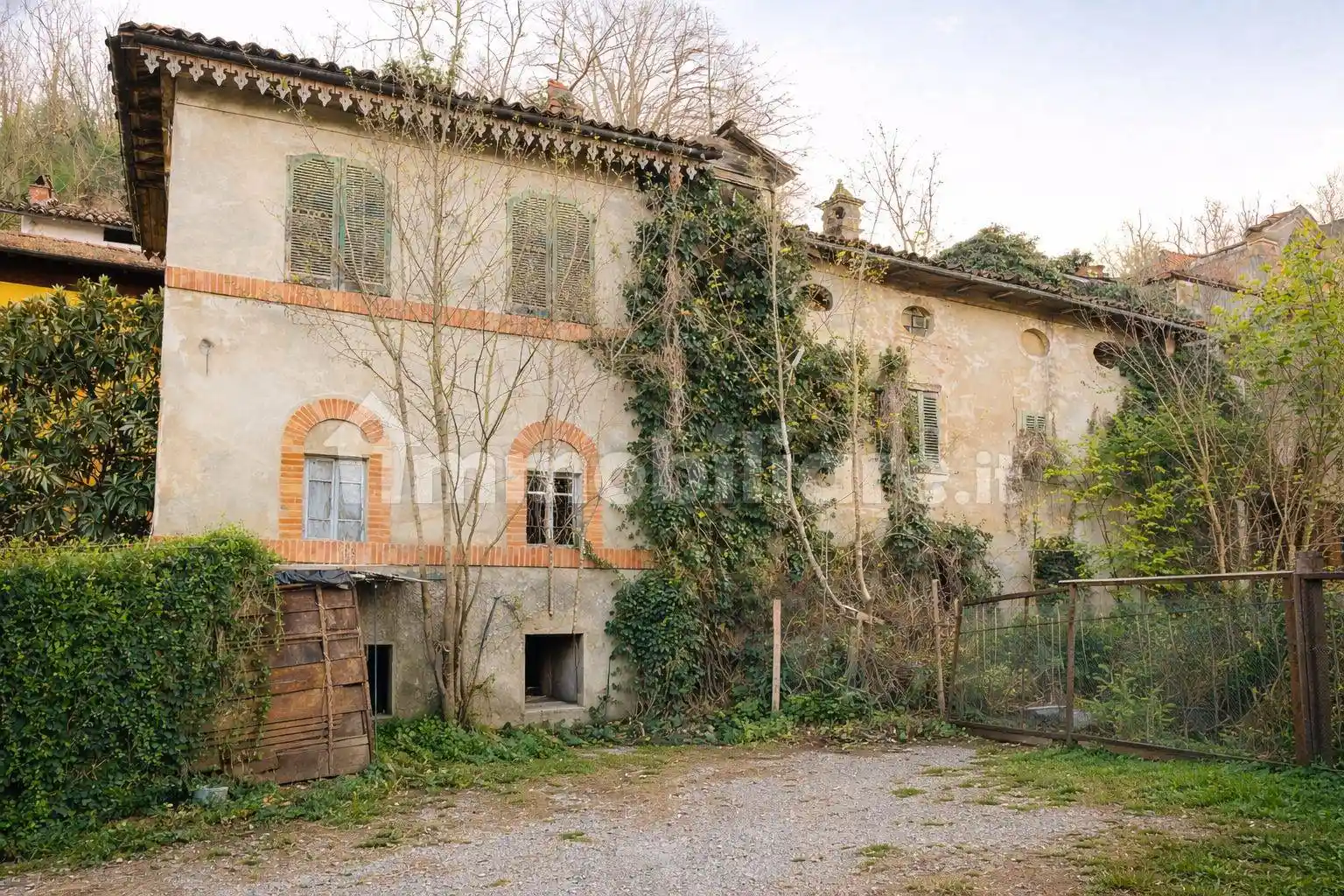 Casa indipendente in vendita a Incisa Scapaccino