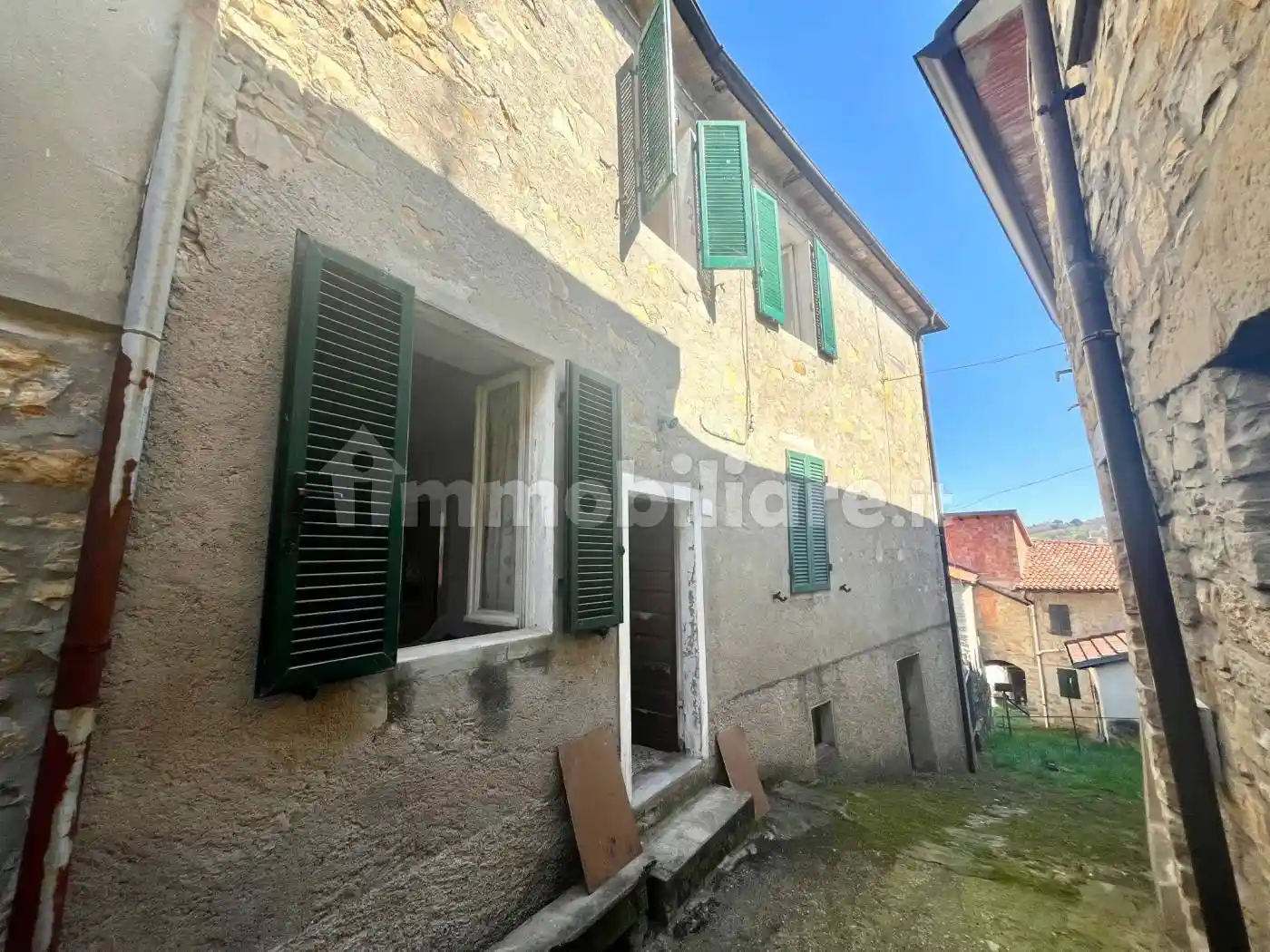 Rustico - Casale in vendita a Terenzo