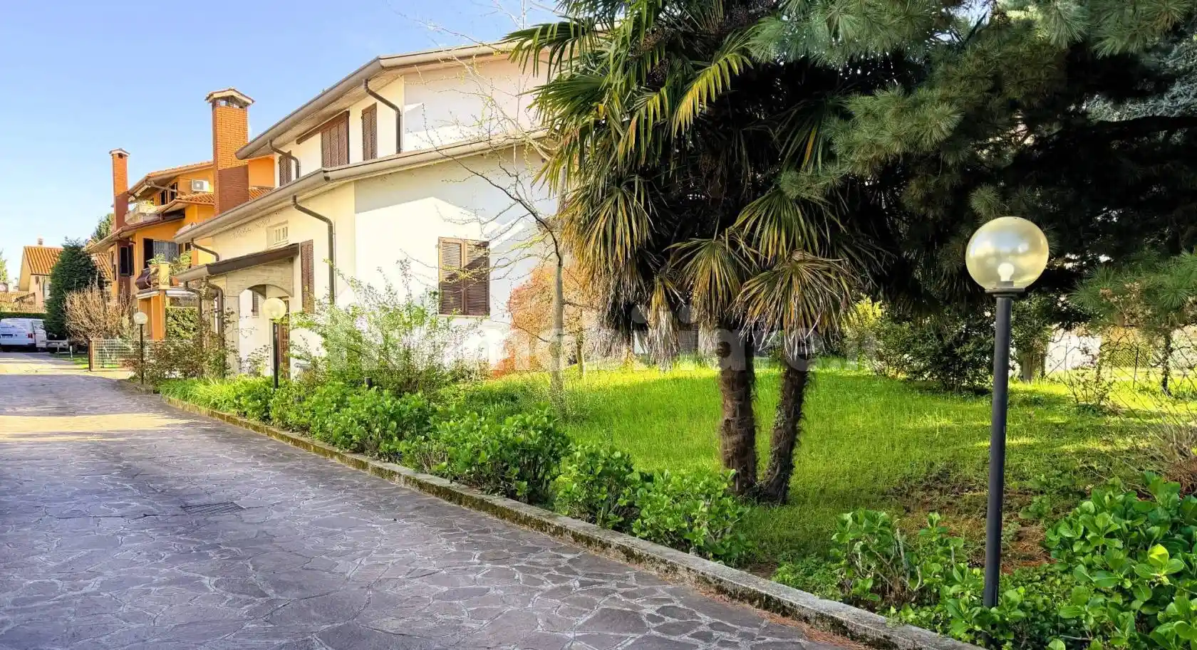 Villa in vendita a Trezzo sull'Adda