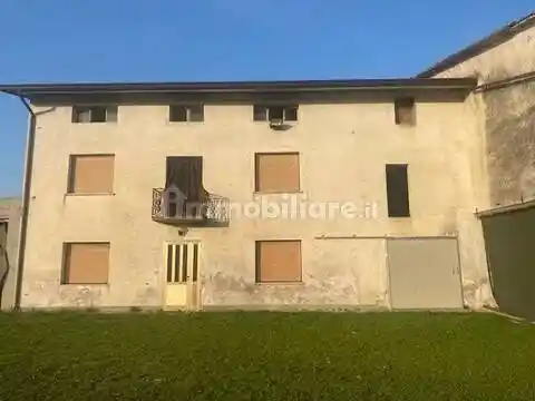 Villa in vendita a Pasiano di Pordenone
