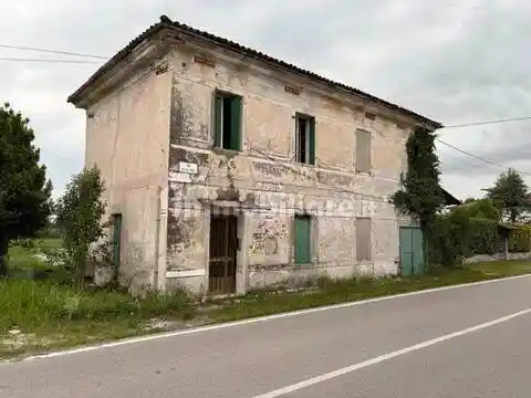 Rustico - Casale in vendita a San Giorgio della Richinvelda