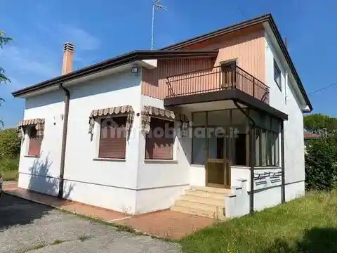 Villa in vendita a Fontanafredda