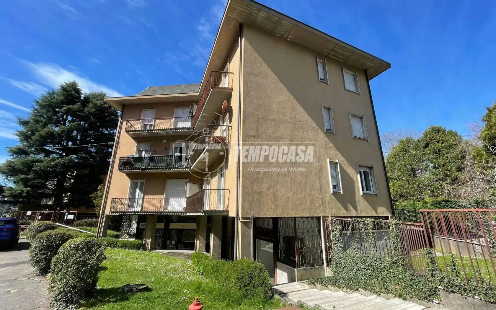 Appartamento in vendita a Malnate