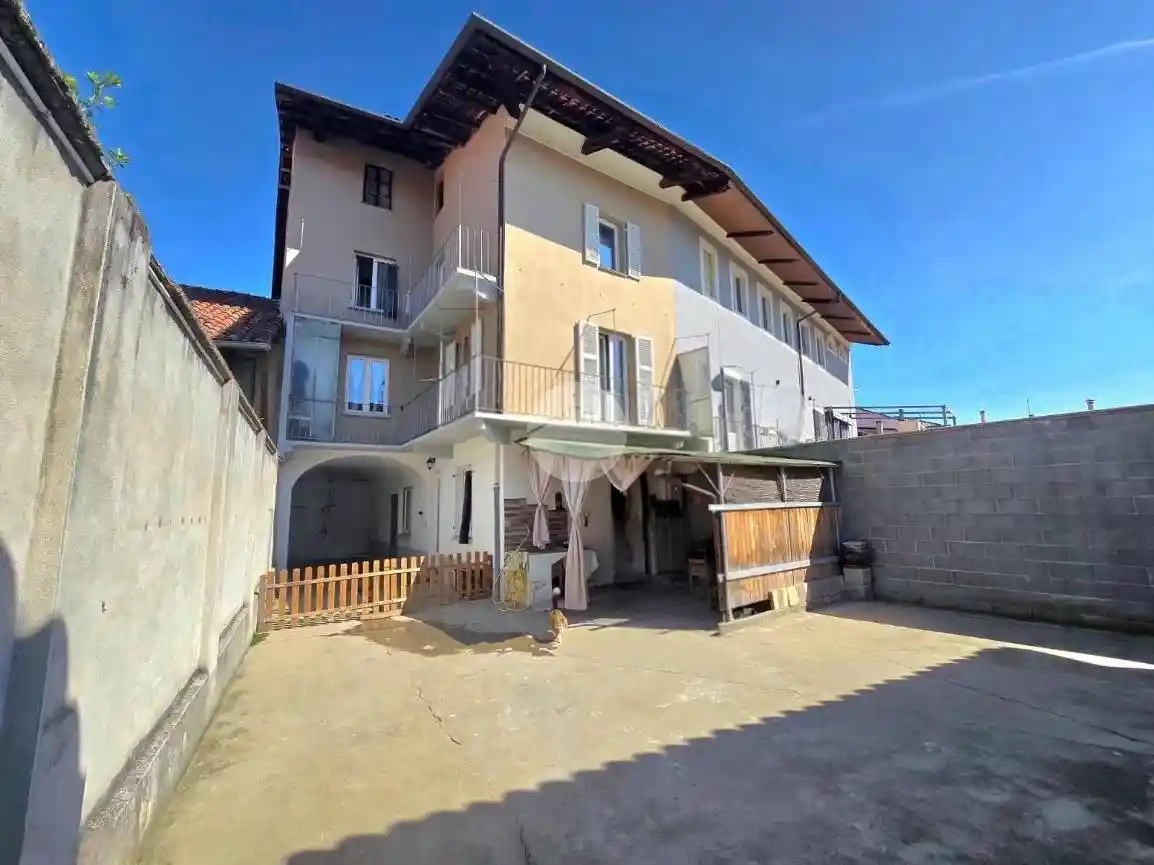 Casa indipendente in vendita a San Benigno Canavese