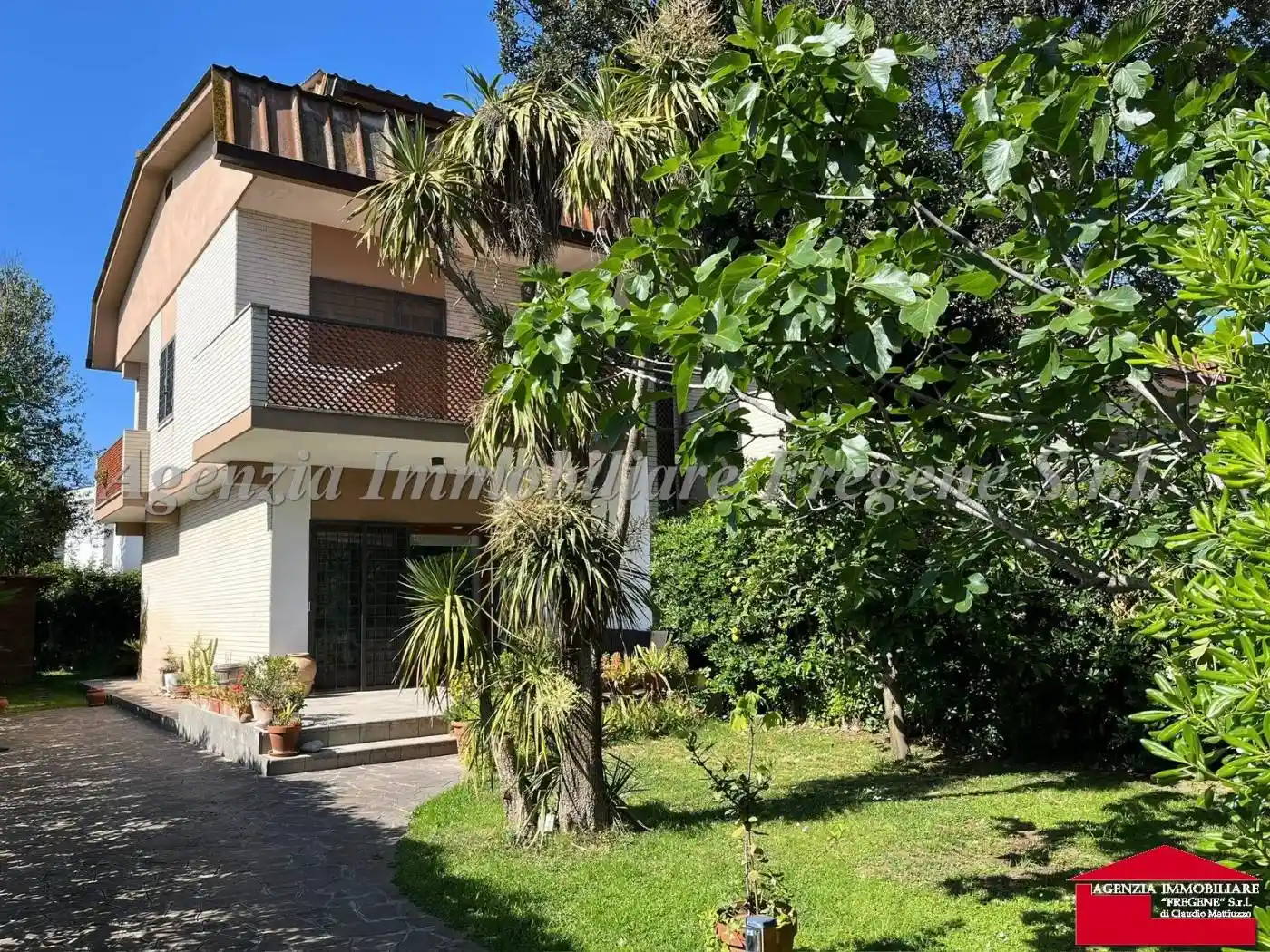 Villa in vendita a Fiumicino