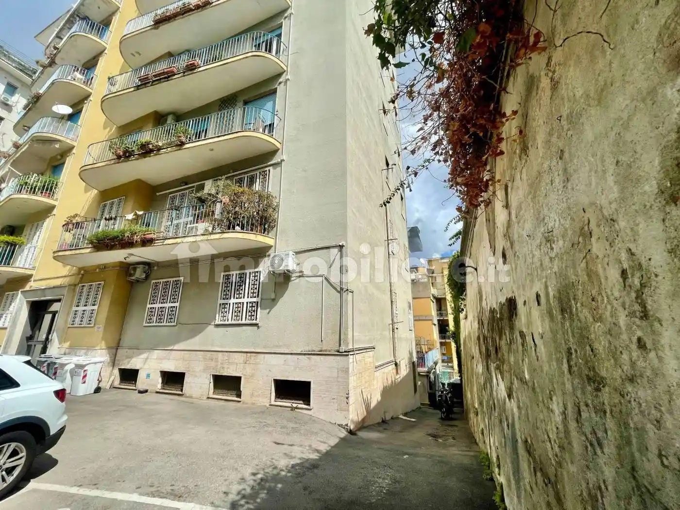 Appartamento in vendita a Napoli