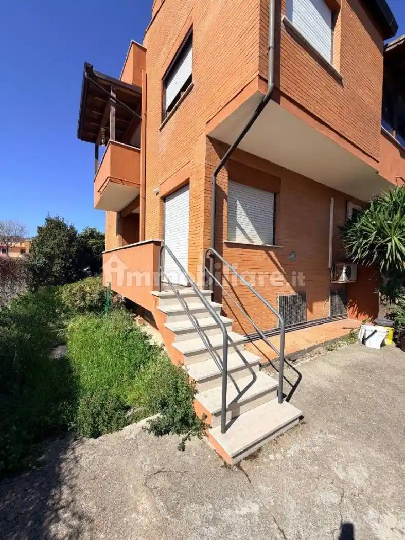 Villetta a schiera in vendita a Civitavecchia