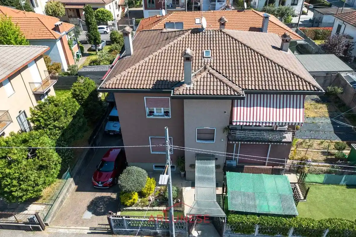 Villa in vendita a Villa Cortese