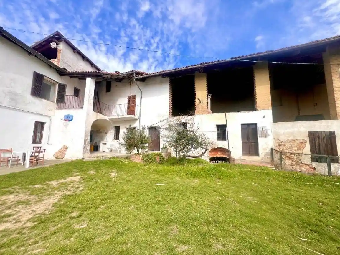 Casa indipendente in vendita a Piovà Massaia